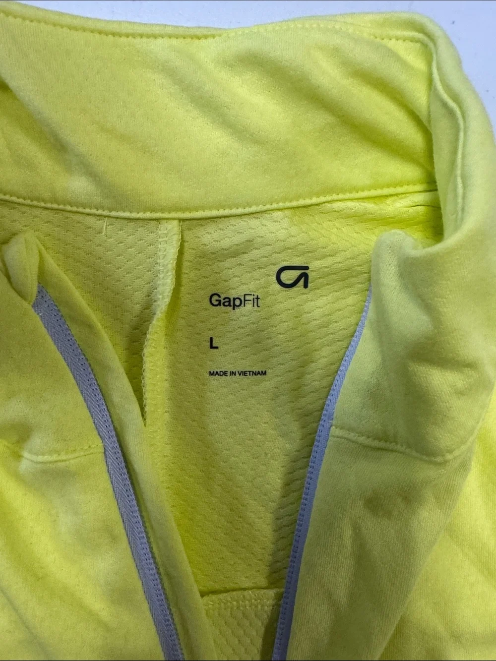 GAP Men's High-Visibility Yellow Quarter-Zip Rash Guard